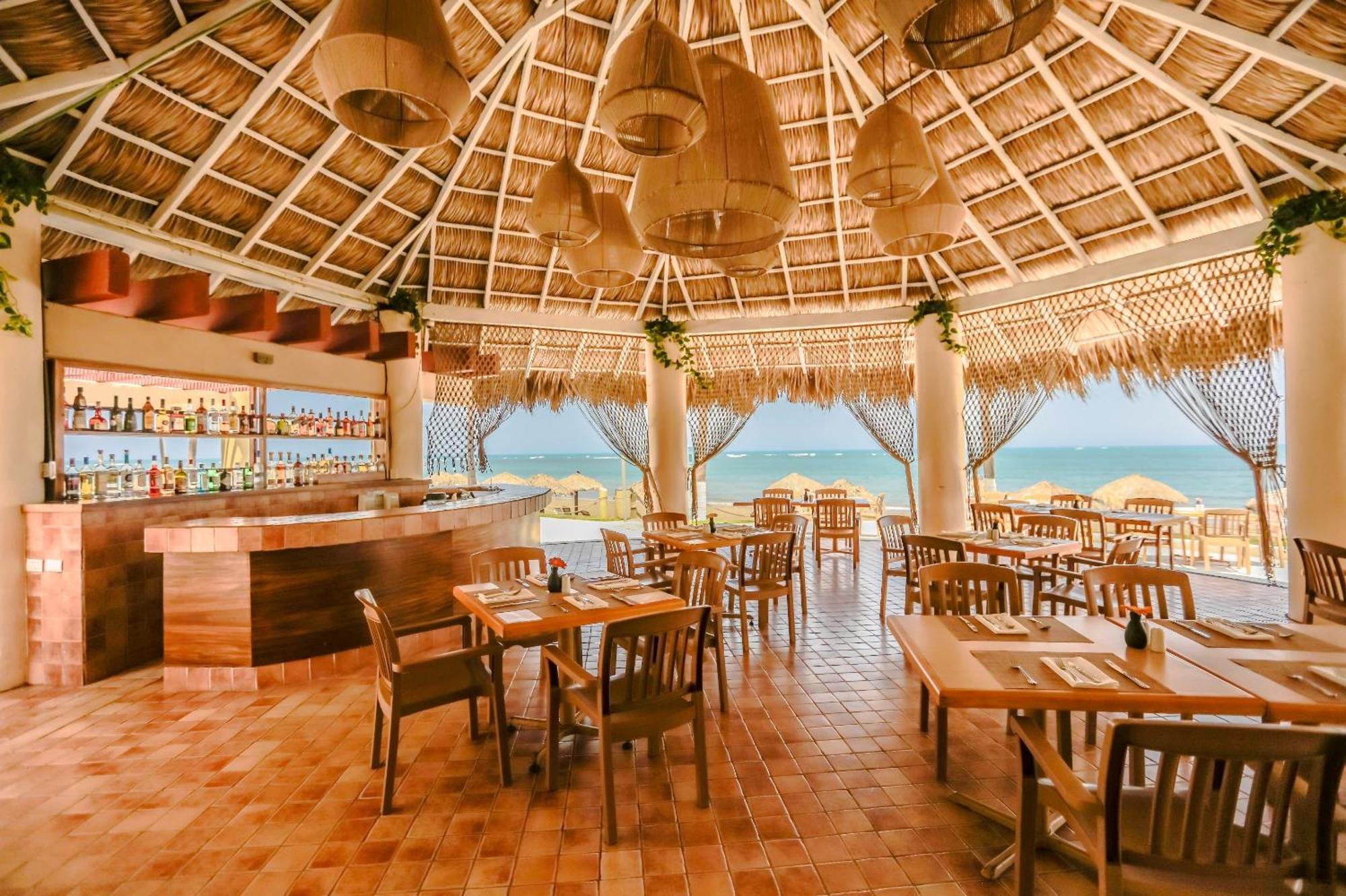 Camino Real Veracruz Exterior foto Restaurant at the resort